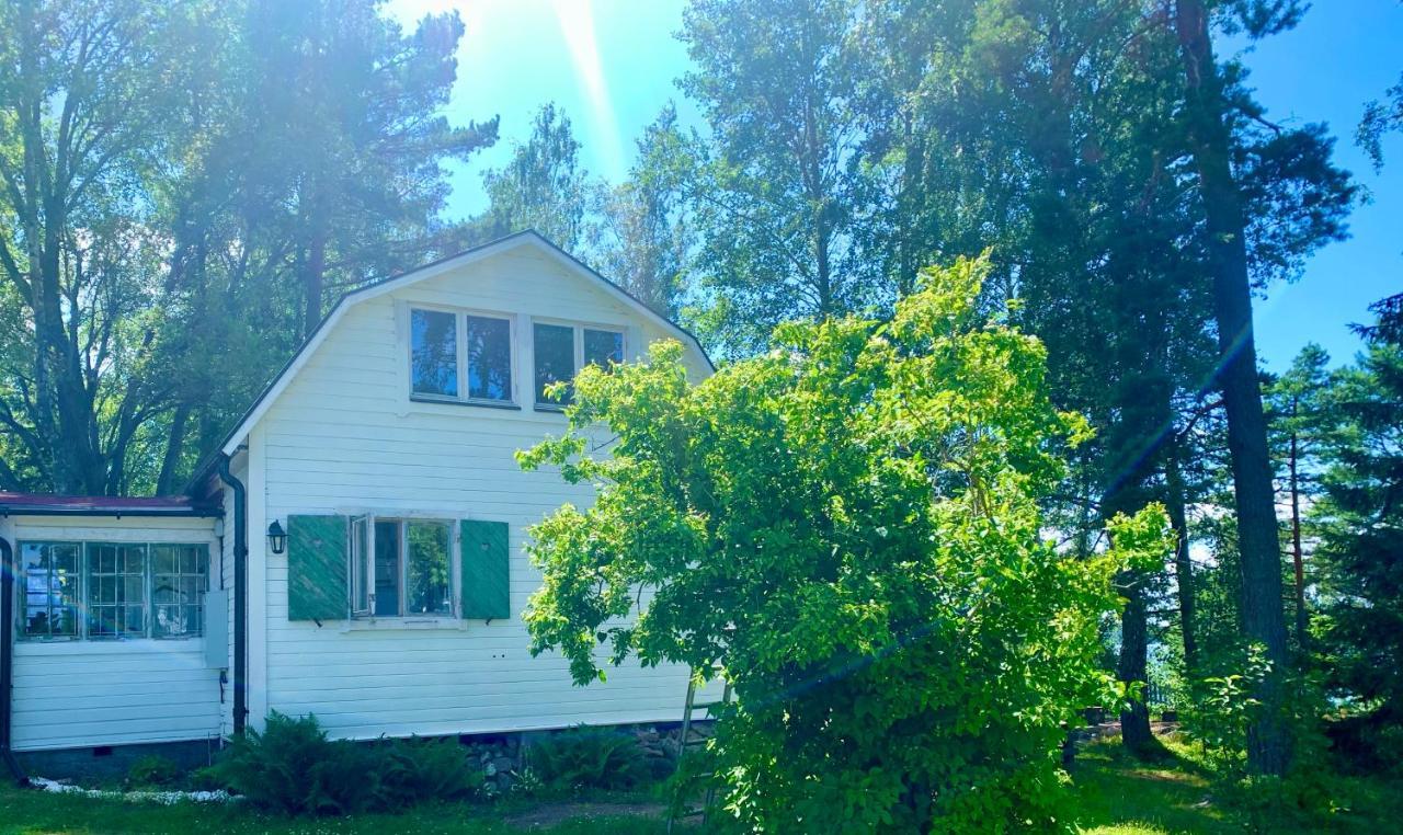 Feriehus Charmig Av Rustik Stil I Stockholms Omrade *